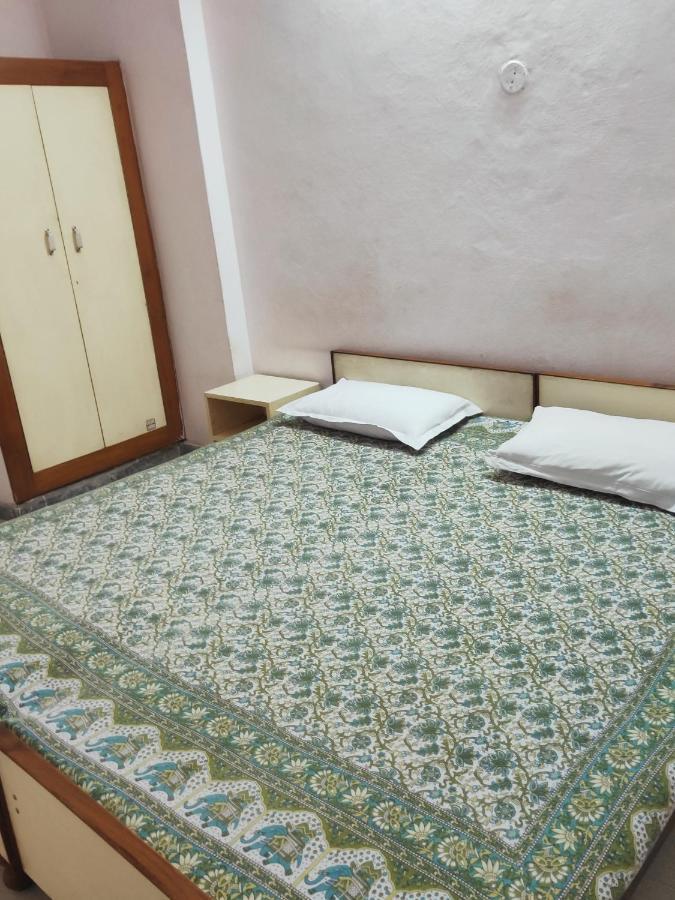 Jwala Niketan Guesthouse Private Rooms Τζαϊπούρ Εξωτερικό φωτογραφία